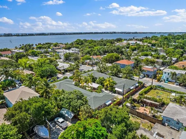 231 S Palmway, Lake Worth, FL 33460