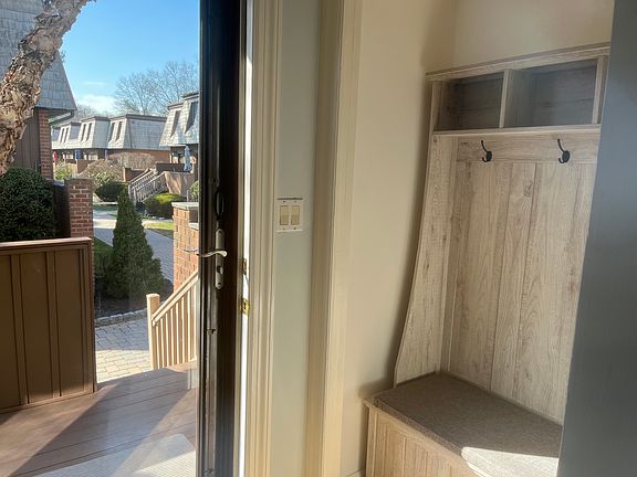 2nd image of 27 Heritage Dr APT E