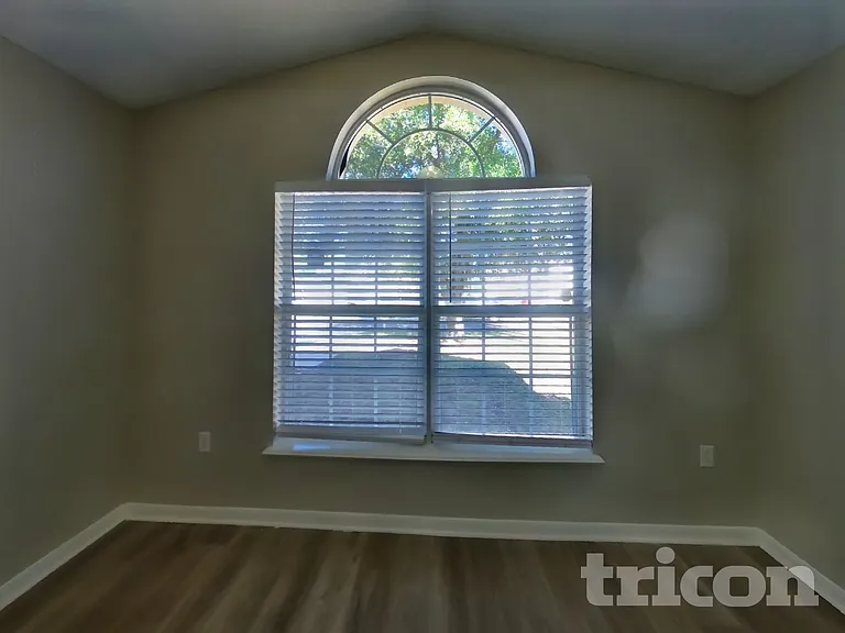 4138 Clearbrook Cove Rd — Photo 6