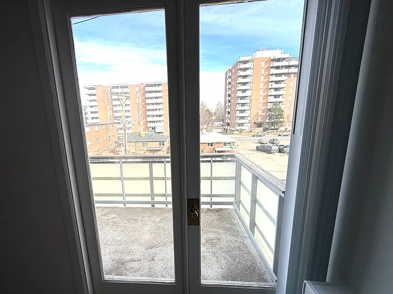 2500 S York St #411 — Photo 8