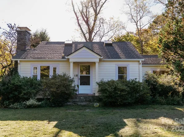 95 Aurora Dr, Asheville, NC 28805