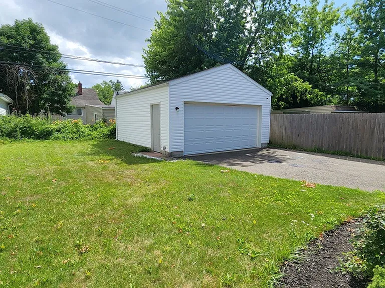 4102 Verona Rd — Photo 36