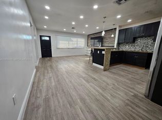 19601 NE Miami Ct, Miami, FL 33179