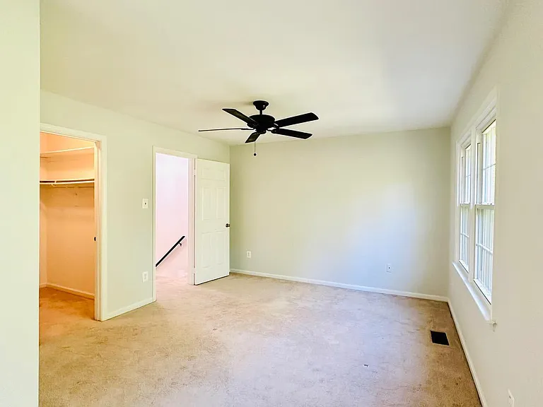 5178 Kimscott Ct — Photo 10