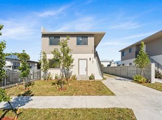 1181 NW 66th St, Miami, FL 33150