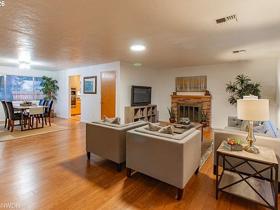 4th image of 144 Briarcliff Dr