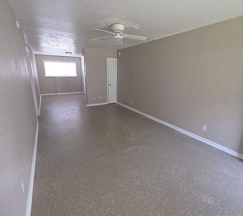 2nd image of 3005 7th St #1