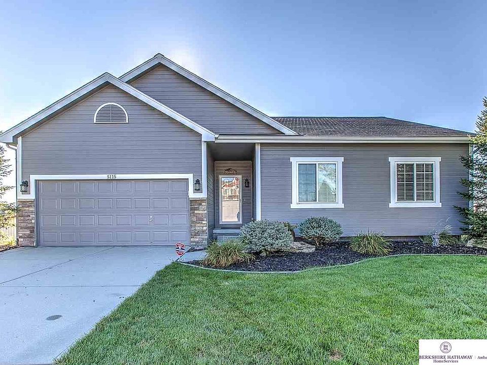1st image of 5115 N 161st Avenue Cir