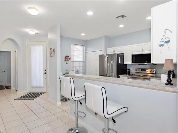 4274 Avian AVE, FORT MYERS, FL 33916