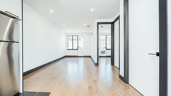 Rented by Nooklyn NYC LLC | media 2