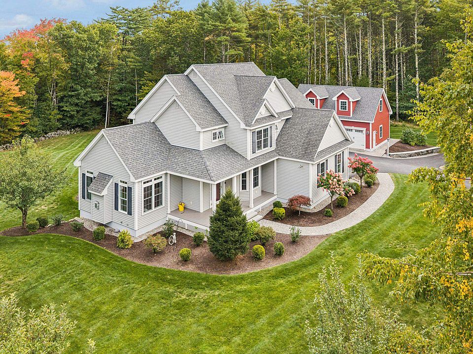 1st image of 32 Granite Valley