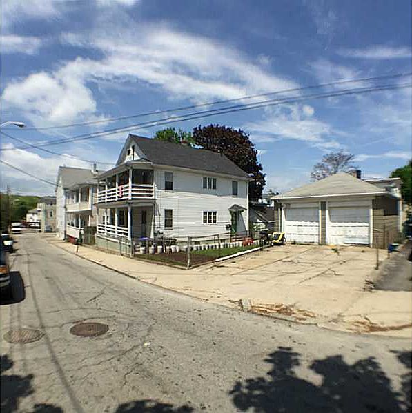 2nd image of 24 Hillhurst Ave