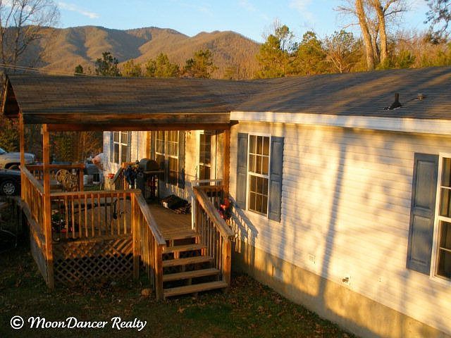 2nd image of 172 Puffy Ln