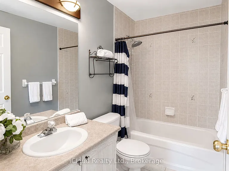 629 Angela Ct — Photo 9