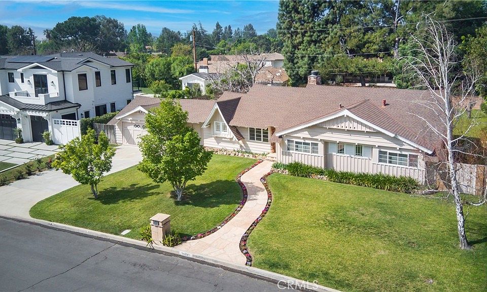 1st image of 9659 Calvin Ave