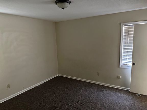 5th image of 222 Pickett Dr