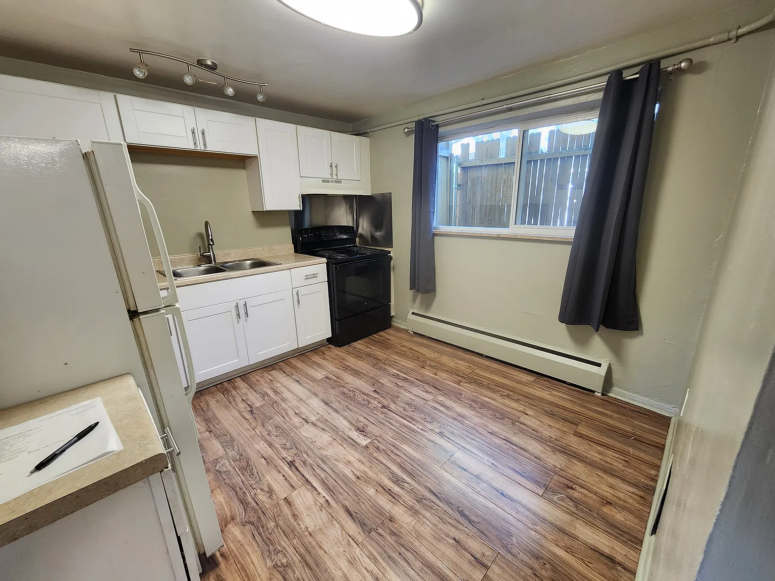 2 bed, 850 sqft, $1,595 — Photo 4
