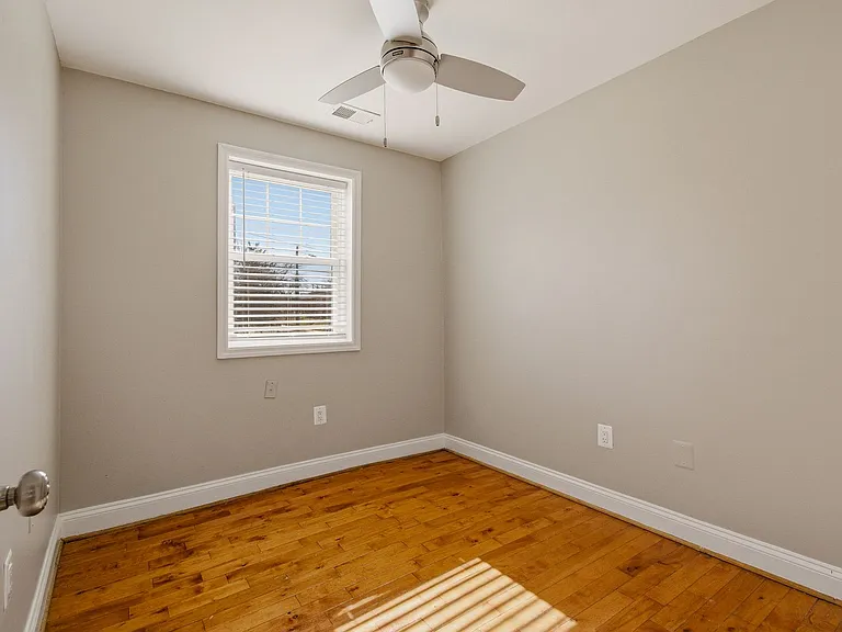 3878 9th St SE #102 — Photo 13