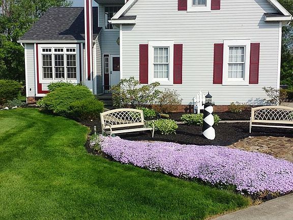 2nd image of 2490 Duck Pond Dr