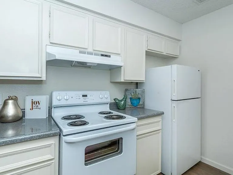 Sage Stone Apartments — Photo 60