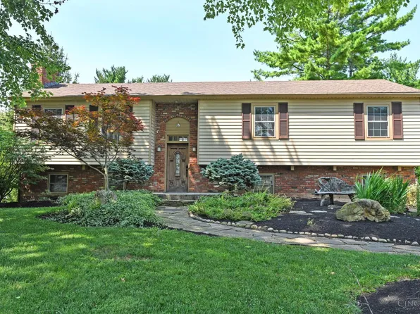 7764 Brookdale Dr, West Chester, OH 45069