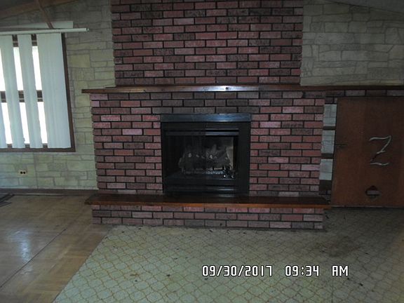 4th image of 1228 W 175th St