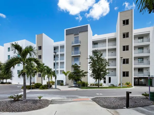 1709 N Tamiami Trl Unit 525, Sarasota, FL 34234