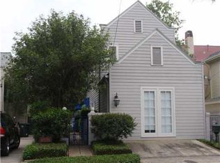 4618 Pitt St, New Orleans, LA 70115