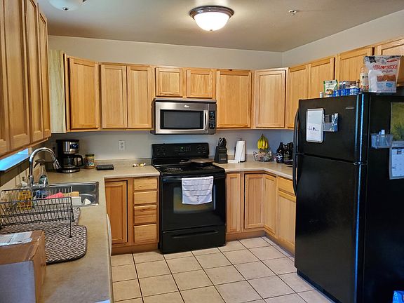 5th image of 1122 Cruiser Ln APT B