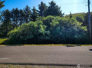 474 Volans Ave SW, Ocean Shores, WA 98569