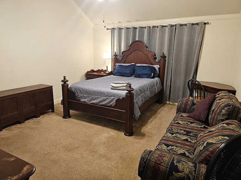 403 Darkwoods Dr — Photo 5