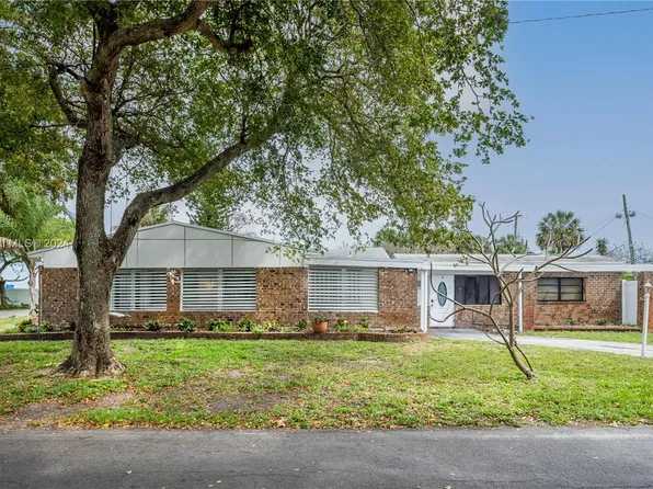 529 NW 10th St, Dania, FL 33004