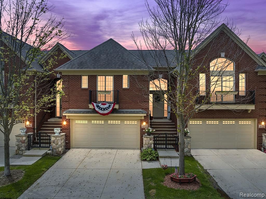 16750 Newbury Ave, MI 48044 Zillow