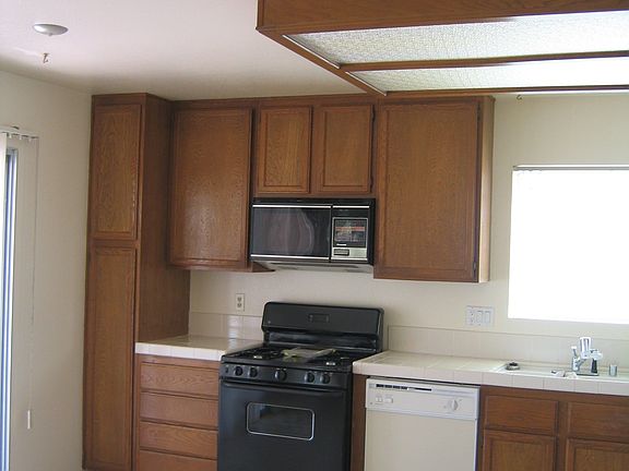 Kitchen - new stove/oven