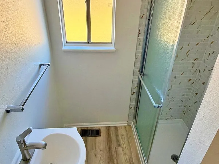 17125 E Pacific Pl — Photo 25