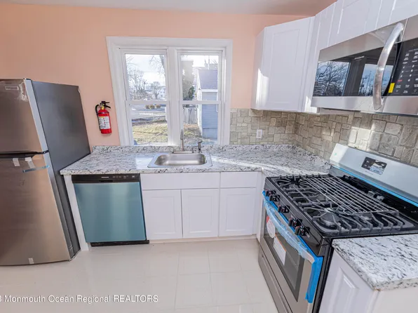 2 Seawood Avenue, Keansburg, NJ 07734