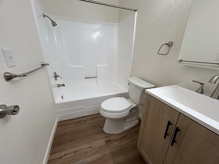 857 Netters Cir — Photo 9