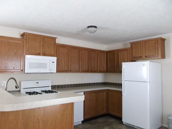 4th image of 2359 N Dundee Ct