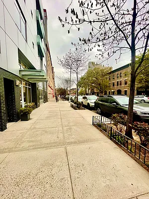 Rented by Nooklyn NYC LLC | media 49