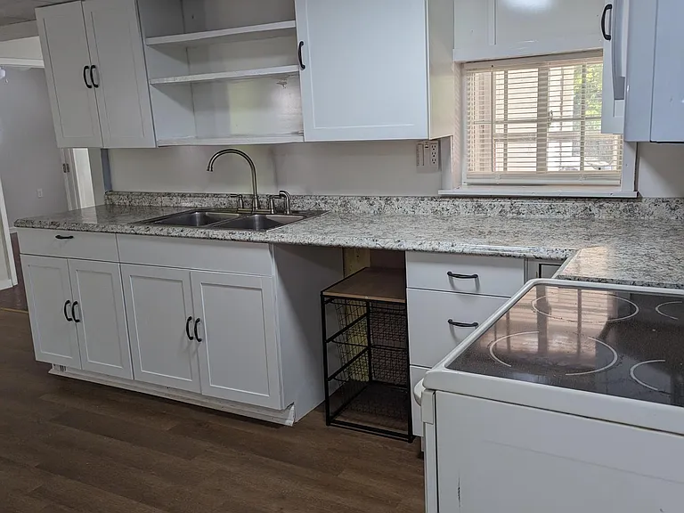 530 Dooley Rd — Photo 8