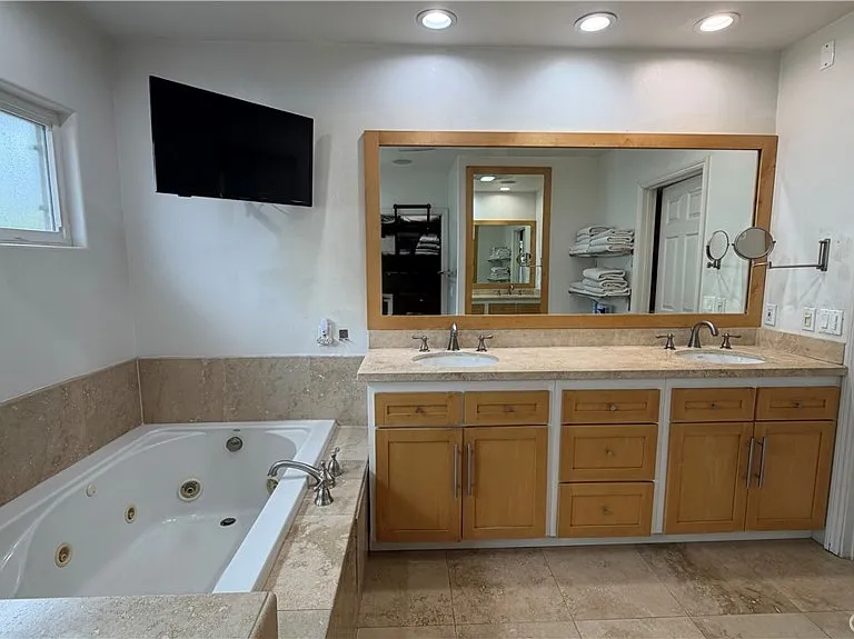 5855 Shirley Ave — Photo 19
