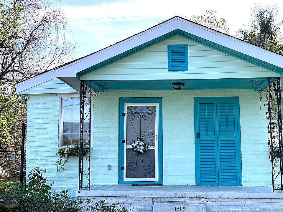 1st image of 1309 Eliza St