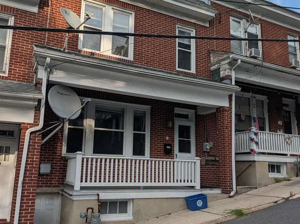 14 S 12th St #1, Pottsville, PA 17901