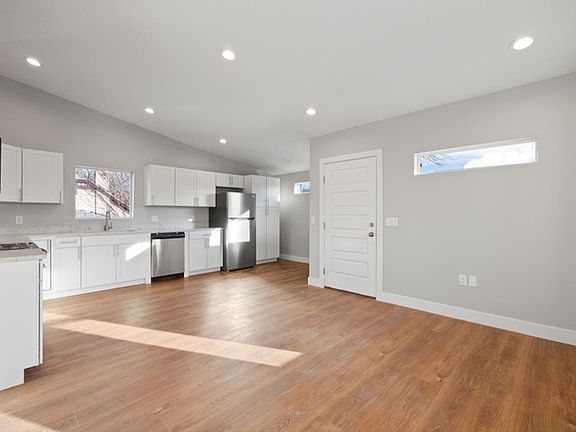 3rd image of 2268 S Lake St #2