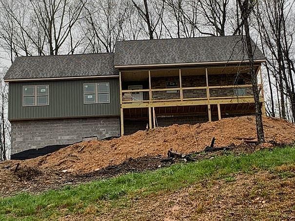 1st image of 35 SE Timber Top Xing Lot 35