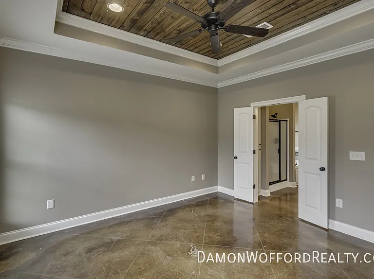 114 Lennox Pl — Photo 37