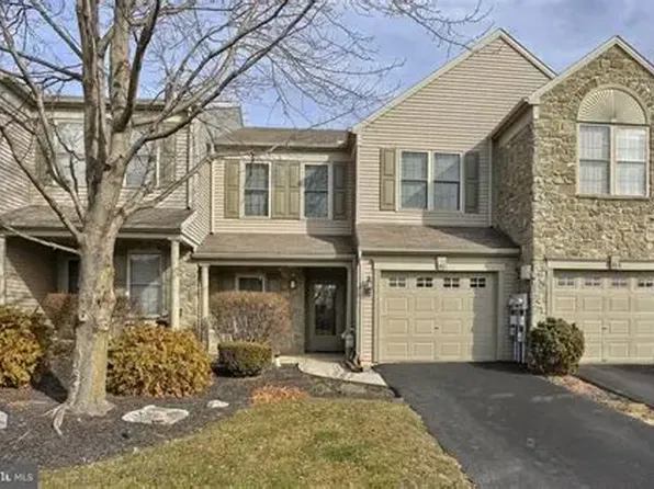1921 Limestone Dr, Hummelstown, PA 17036