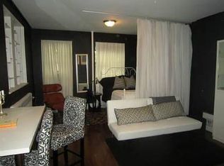 110 E 61st St #A, New York, NY 10065