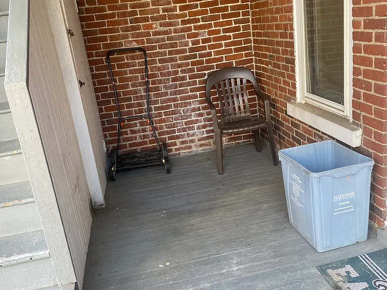 29 N 13th St #2 — Photo 5
