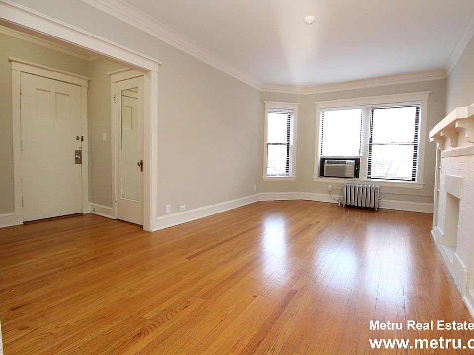 1st image of 811 W Cornelia Ave #1S
